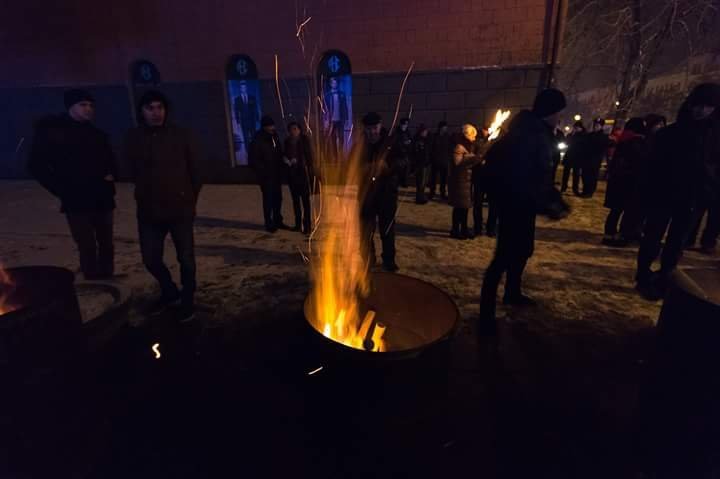 Днепр посленовогодний: факельное шествие в честь Бандеры