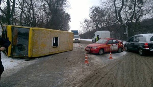 Авария при участии маршрутки во Львове