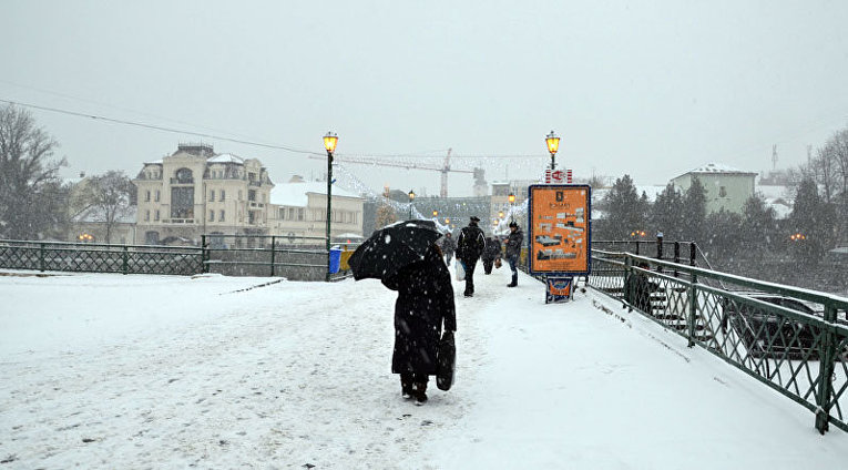 Снегопад в Ужгороде