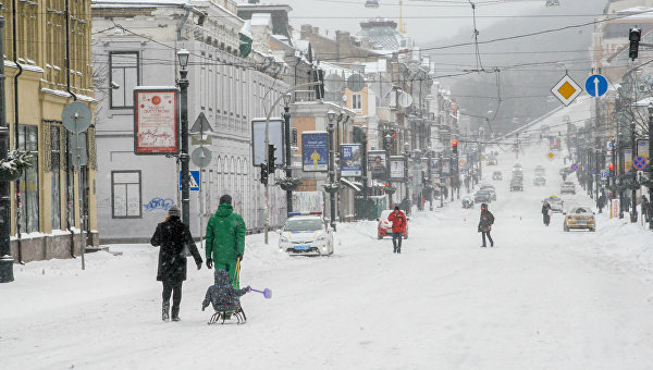 Подол в снегу