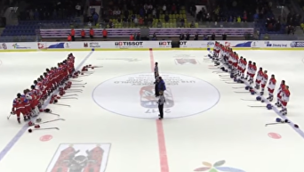 В Чехии освистали гимн России после хоккейного матча. Видео
