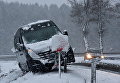 Германию накрыли снегопад и ураган