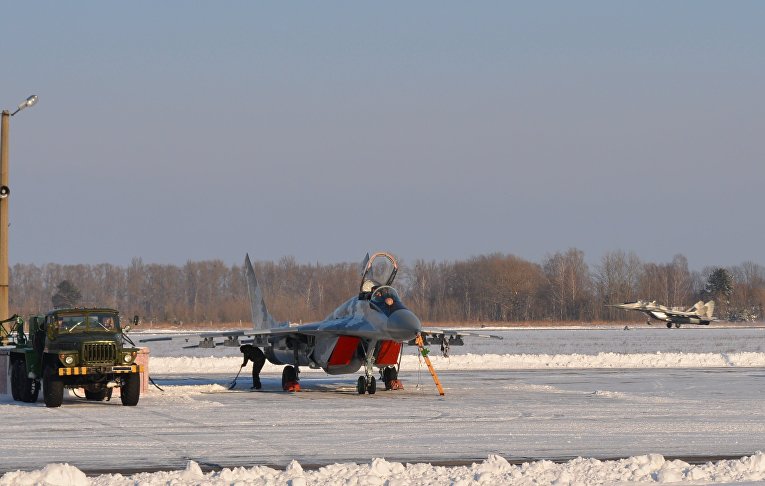 Полеты бригады тактической авиации командования Центр ВВС Украины
