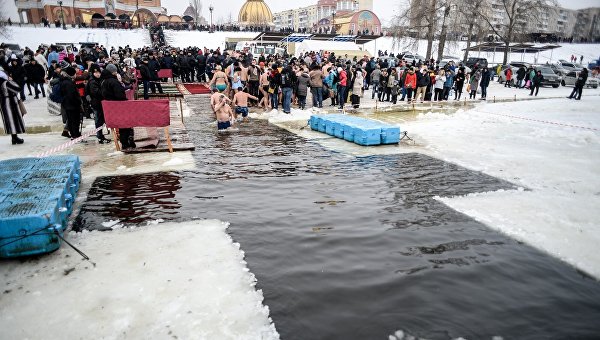 Крещенские купания в Киеве. Архивное фото