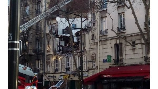 Взрыв произошел в пригороде Парижа