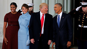Барак Обама с супругой Мишель встречают Дональда Трампа в Белом доме перед инаугурацией