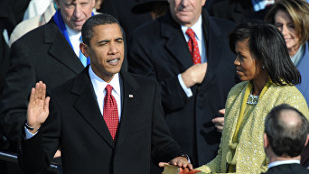 Инаугурация Барака Обамы, Библию держит супруга Мишель, 20 января 2009 года