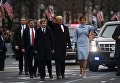 Инаугурационный парад в честь Дональда Трампа. На фото - президент США с супругой Меланией и сыном Бэрроном, 20 января 2017 года