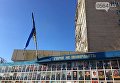 В Кривом Роге вандалы сожгли украинский флаг на стелле Героев АТО