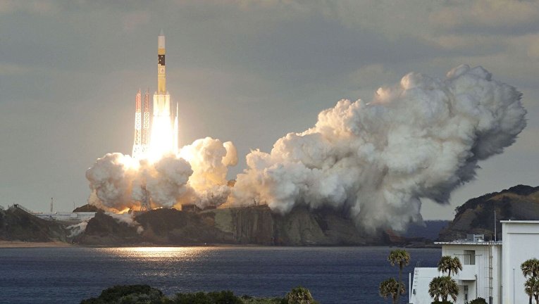 Япония запустила свой первый спутник военной связи