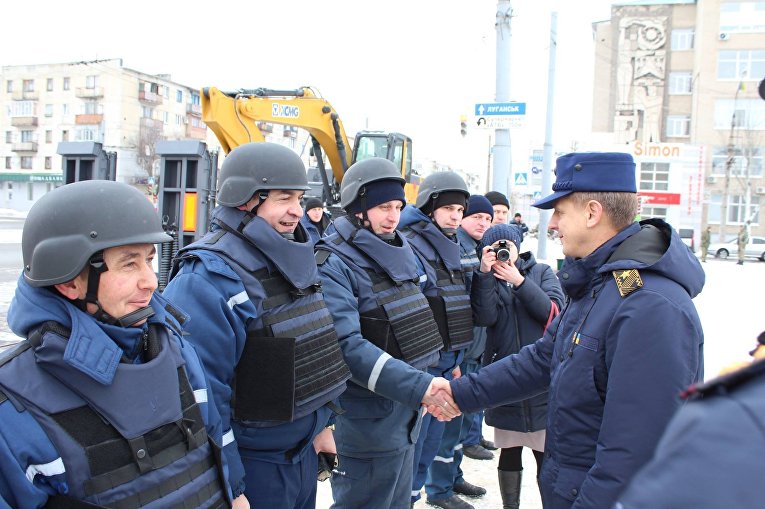Спасателям в Луганской области вручили новую технику