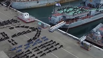 Флешмоб #22pushupchallenge. ВМС Украины отжимались в форме герба и якоря. Видео
