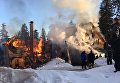 Два корпуса гостиницы сгорели на горнолыжном курорте Драгобрат в Закарпатской области сгорели. Очагом пожара стал чердак одного из частных двухэтажных деревянных садовых домиков площадью 8х8 м