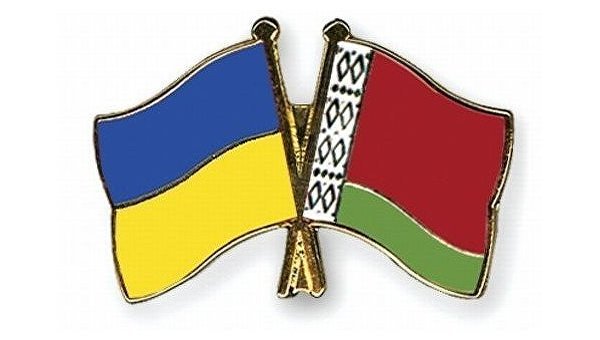 Флаги Украины и Белоруссии