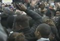 Франция: акция против насилия обернулась погромами