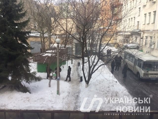 Конфликт перед пресс-конференцией Владимира Вятровича в Киеве
