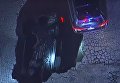 В Лос-Анджелесе из-за шторма два автомобиля ушли под асфальт. Видео