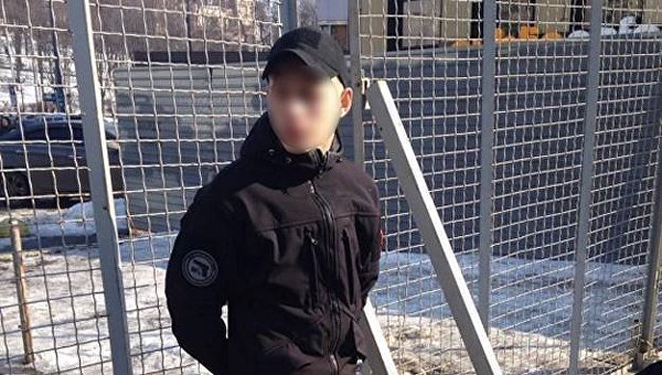 Задержание молодого мужчины с гранатой в центре Киева