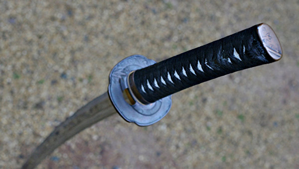 Традиционный японский меч катана
