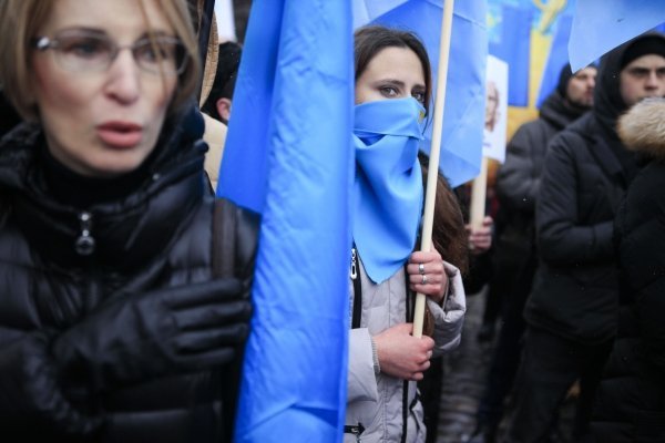 Марш солидарности с крымскотатарским народом в Киеве