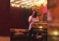 Жена Кличко спела на своем дне рождения в Киеве. Видео