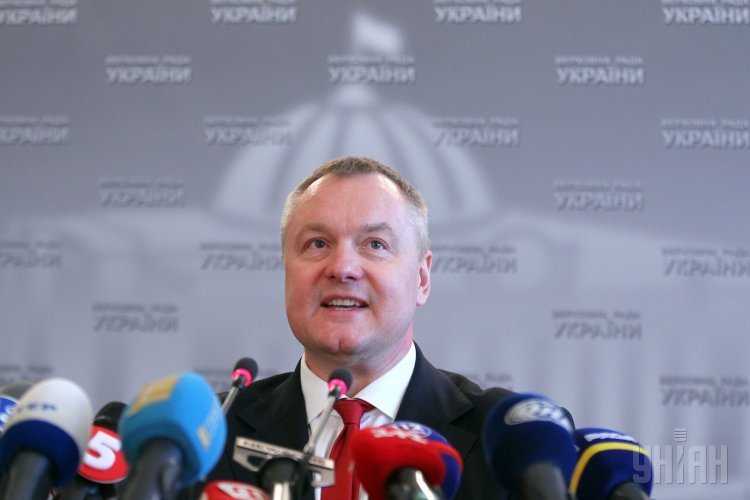 Депутат Верховной Рады Украины Андрей Артеменко, предложивший план снятия санкций с РФ, провел пресс-конференцию.