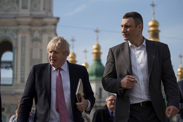 Министр иностранных дел Великобритании Борис Джонсон и мэр Киева Виталий Кличко