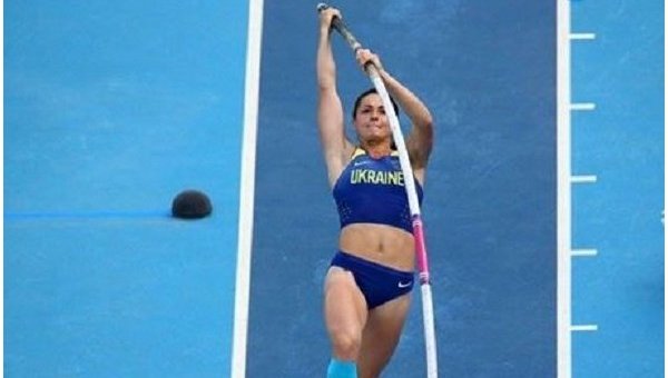 Марина Килипко завоевала бронзовую награду в соревнованиях по прыжкам с шестом с результатом 4,55 м