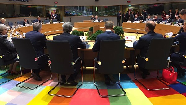 Саммит ЕС. Переизбрание Дональда Туска председателем Евросовета
