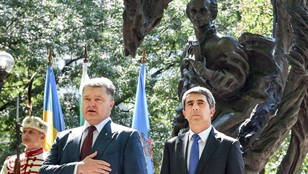 Петр Порошенко принял участие в официальном открытии памятника Тараса Шевченко в Софии