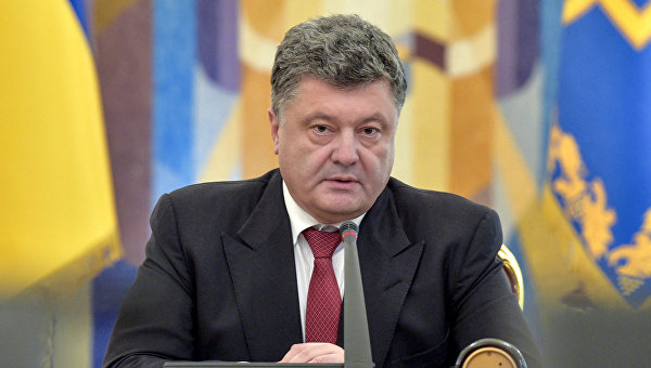 Президент Украины Петр Порошенко на заседании Совета национальной безопасности и обороны Украины в Киеве. Архивное фото