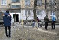 Многоквартирный жилой дом, пострадавший в результате обстрела, в городе Ясиноватая Донецкой области