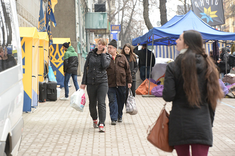 Акция протеста под Сбербанком в Киеве