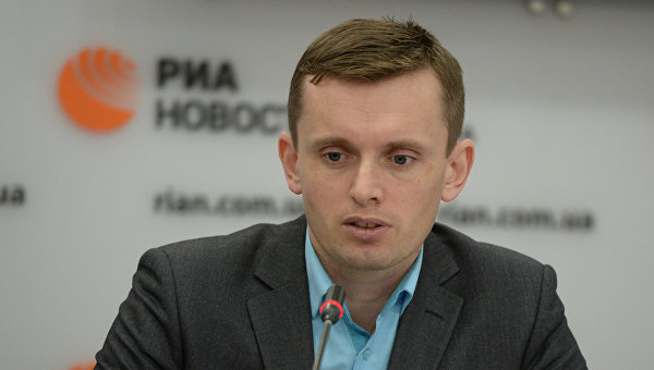 Директор Украинского института анализа и менеджмента политики Руслан Бортник