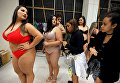 Модели Plus Size в нижнем белье вышли на подиум Fashion Weekend в Бразилии