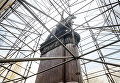 Неизвестные отпилили часть памятника Щорсу
