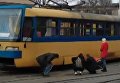В центре Киева сошел с рельсов скоростной трамвай