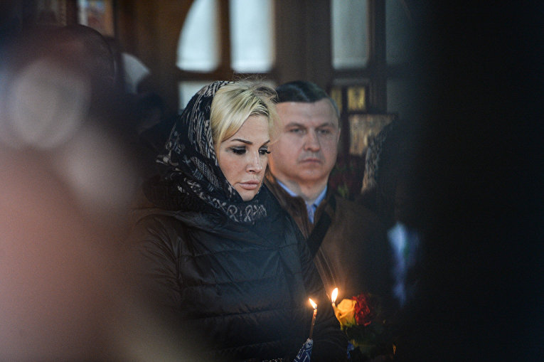 Мария Максакова на церемонии отпевания Дениса Вороненкова в Киеве