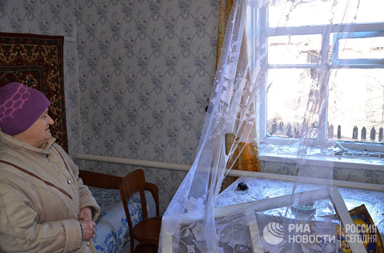 Последствия обстрела Ясиноватой в Донецкой области
