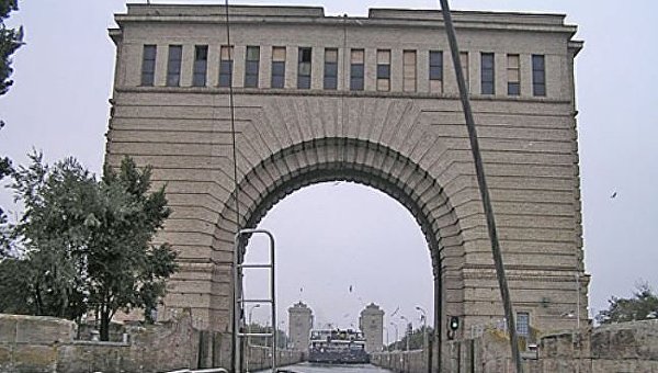 Мост Каховского шлюза