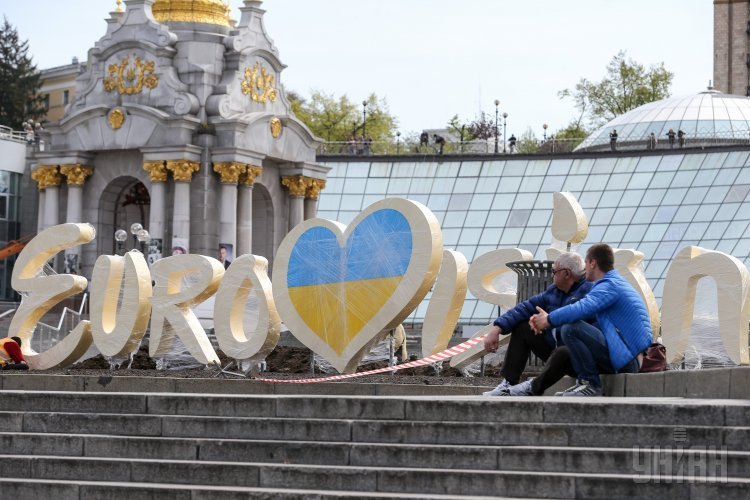 В Киеве установили логотип Евровидение