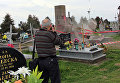 Разрушение памятника УПА на кладбище в польском селе Грушовичи