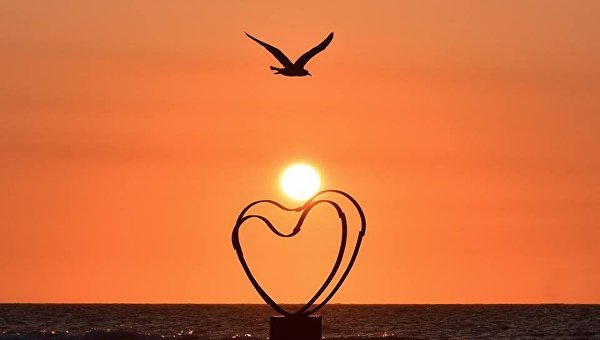 Скульптура Солнечное сердце в Одессе