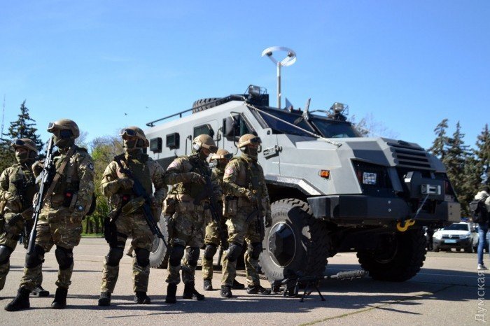 МВД в Одессе готовится ко 2 мая: смотр спецназа полиции и Нацгвардии