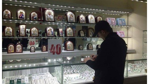 Ограбление ювелирного магазина на Оболони в Киеве