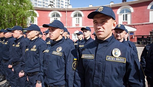 Гвардейцы охраняют общественный порядок в Киеве