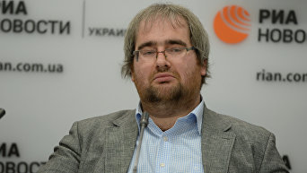 директор Фонда гуманитарных стратегий Дмитрий Корнейчук