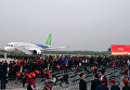 В Китае поднялся в небо первый пассажирский самолет собственного производства