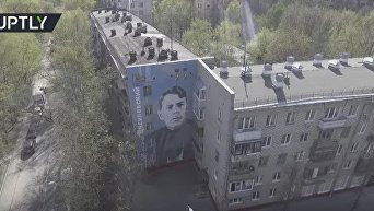 Граффити с маршалами Победы появились на стенах домов в Москве