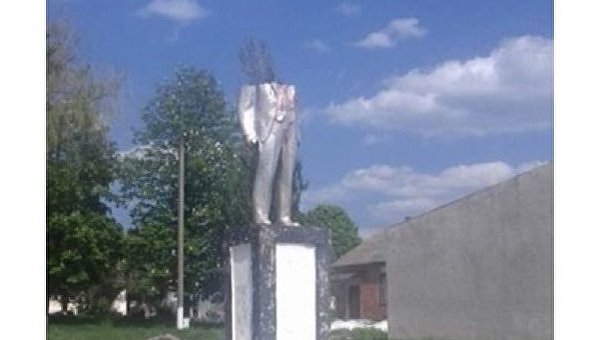 В Одесской области распилили последний памятник Ленину